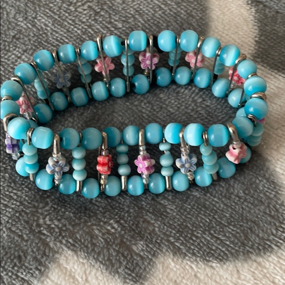Bracelets blue beads stretch safety pin - Picture 5 of 5